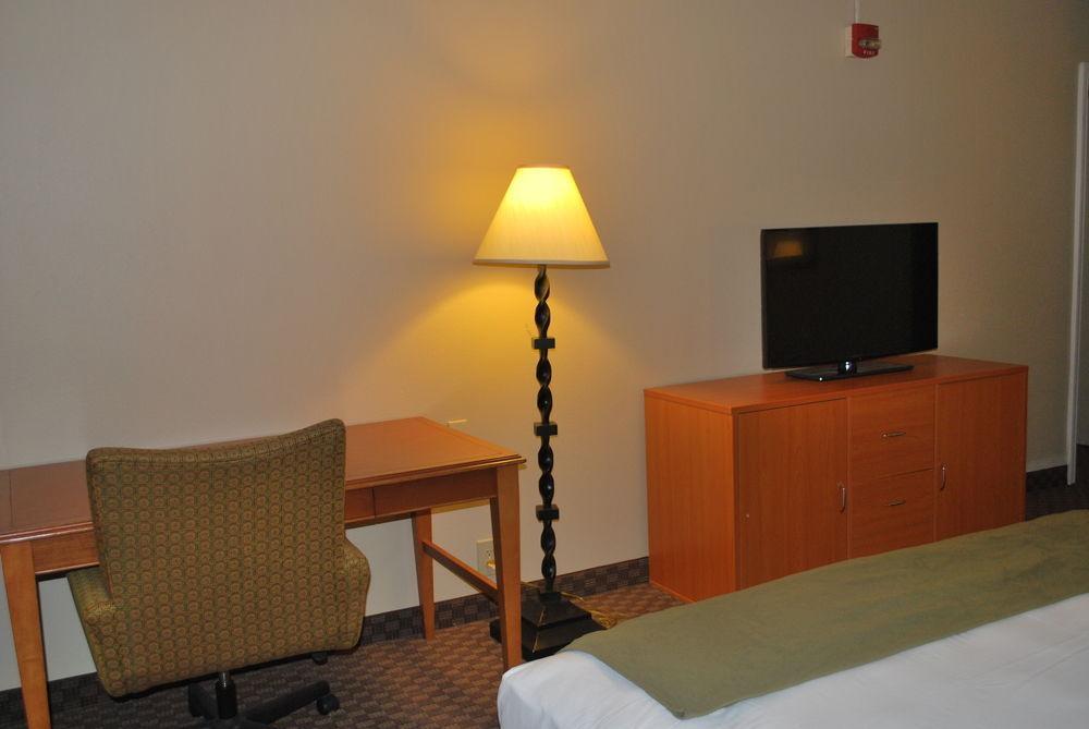 Rodeway Inn Duncanville Exterior photo
