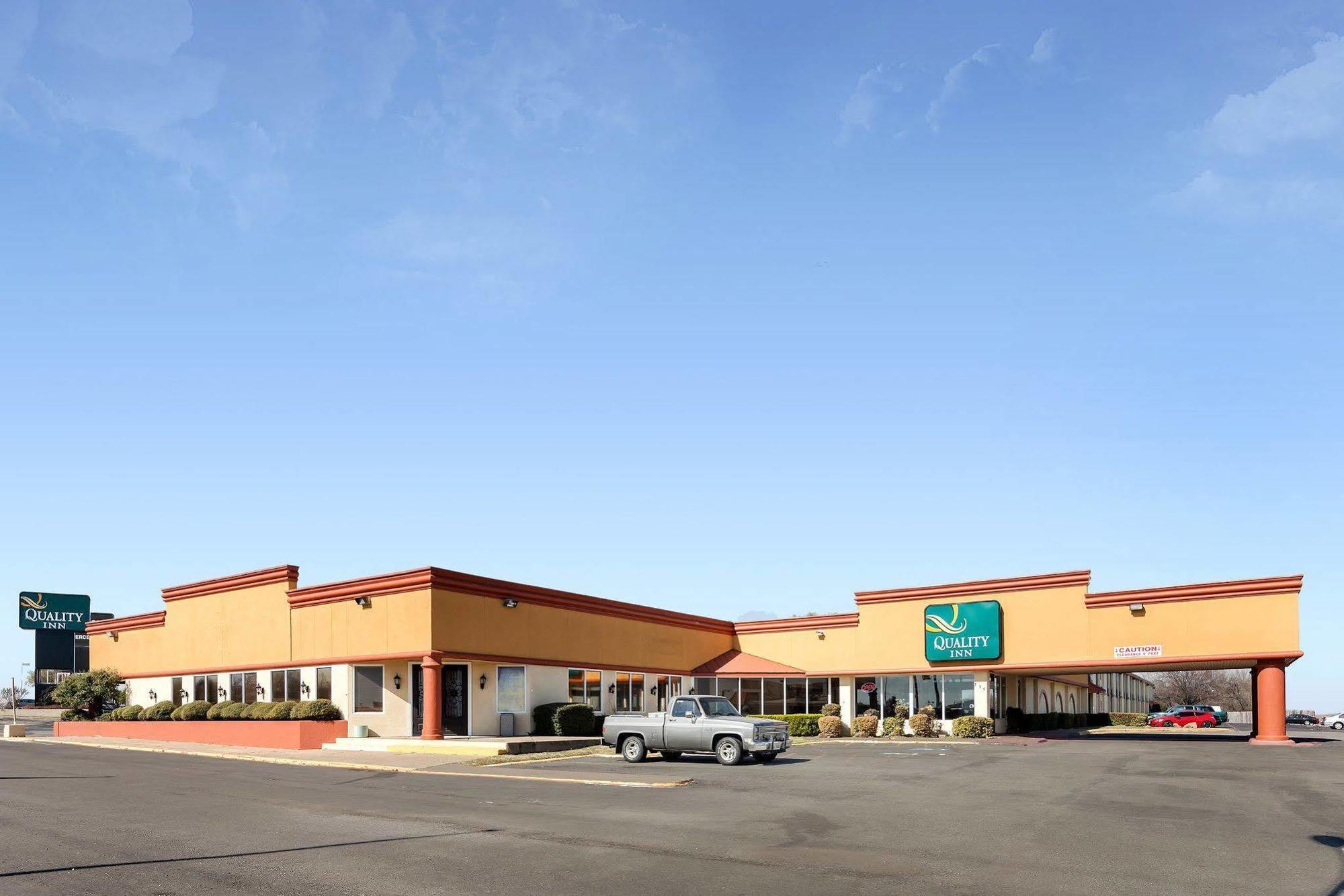 Rodeway Inn Duncanville Exterior photo